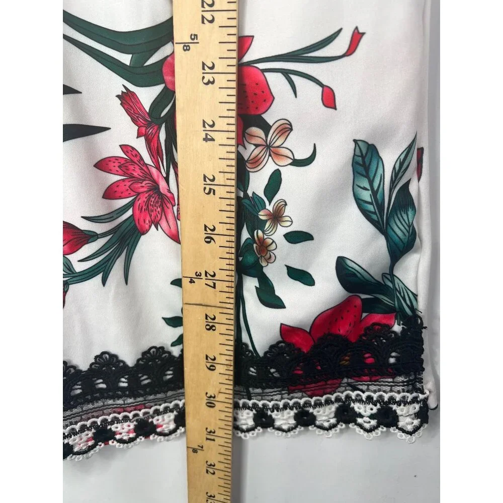 CBR Floral Print Womens Romper With Lace Hem & Adjustable Straps Large - Picture 11 of 12